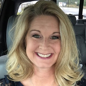 Meet your Posher, Vickie